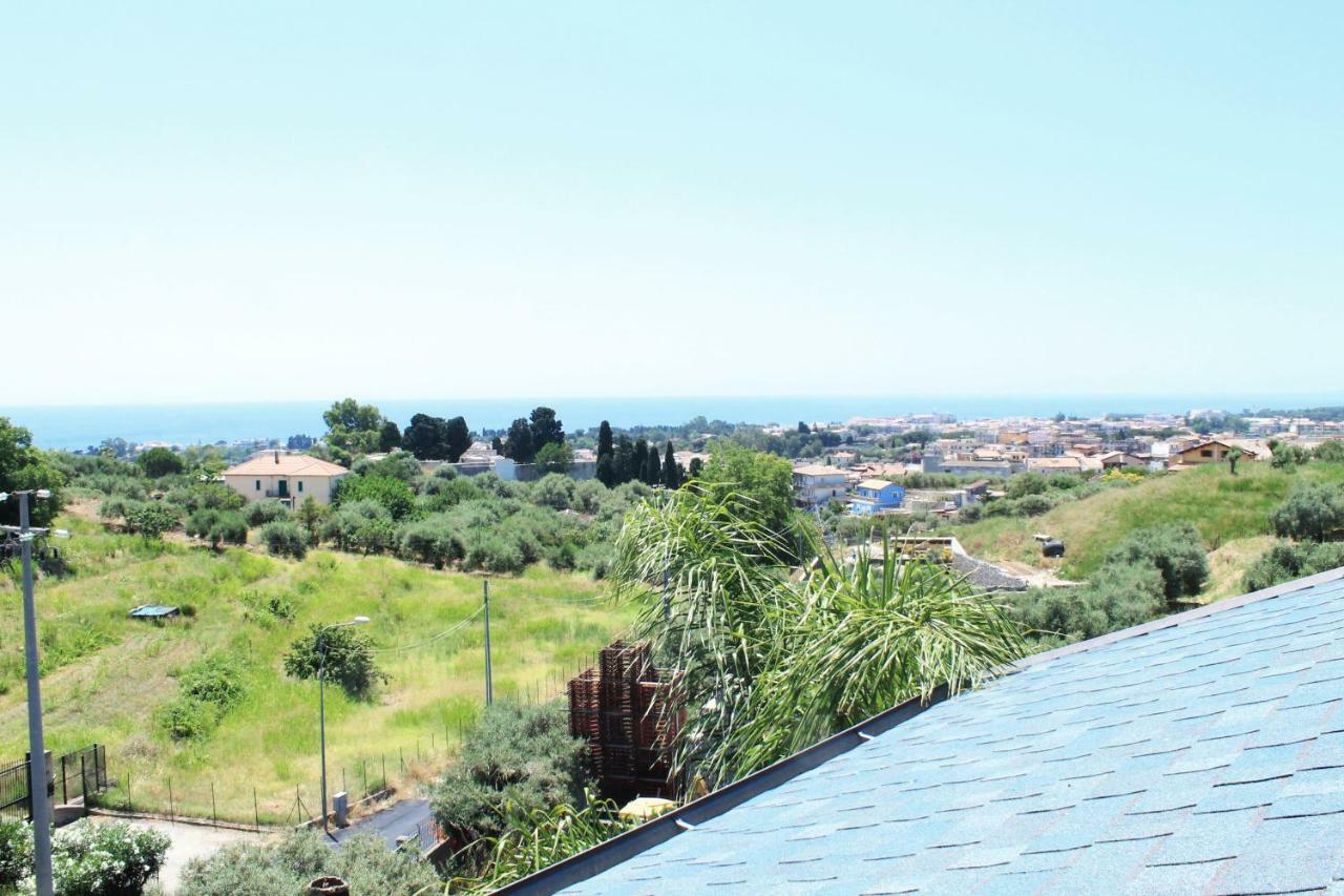 גיארדיני נאקסוס Villa I Minnulareddi מראה חיצוני תמונה