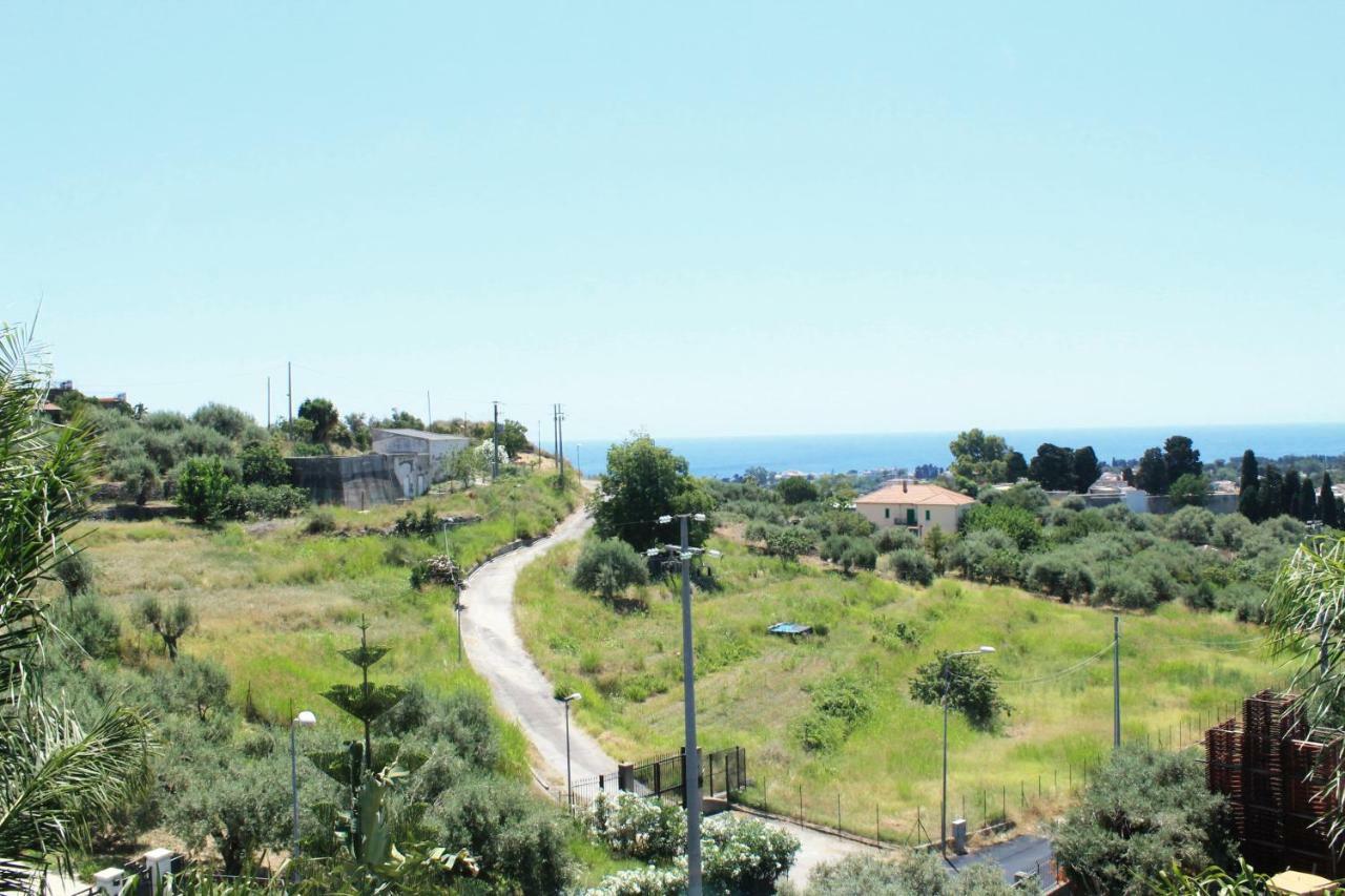 גיארדיני נאקסוס Villa I Minnulareddi מראה חיצוני תמונה